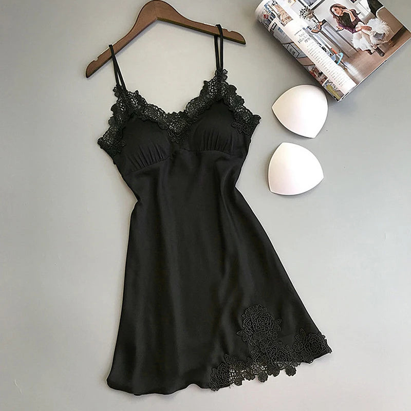 “Vestido de dormir sexy con encaje “